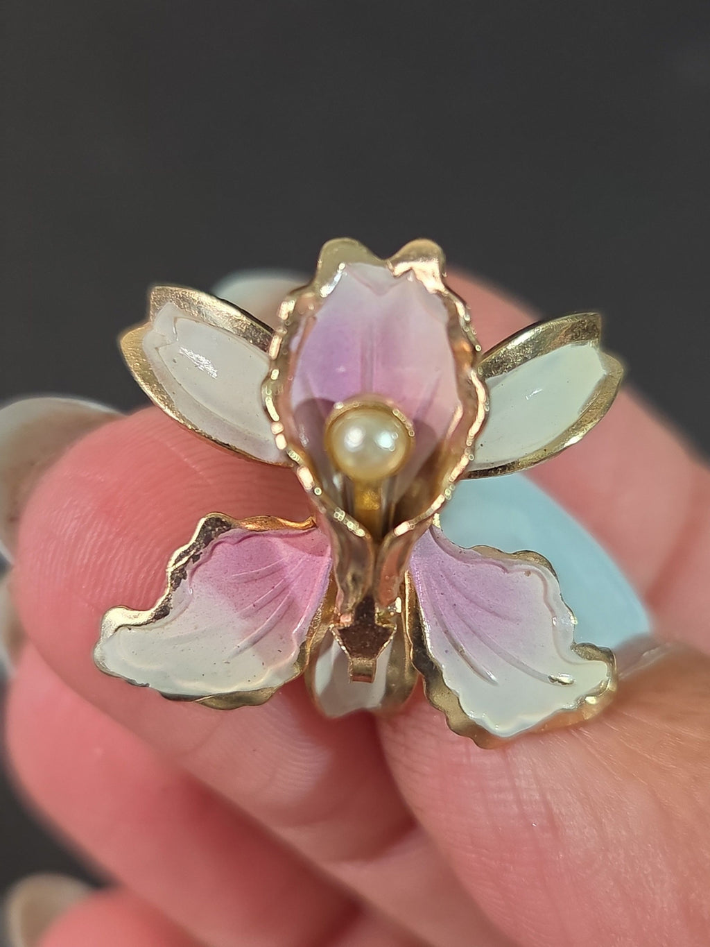 Oddly Darling Vintage floral screw-back earrings with pink and cream enamel petals, gold-tone trim, and a faux pearl.