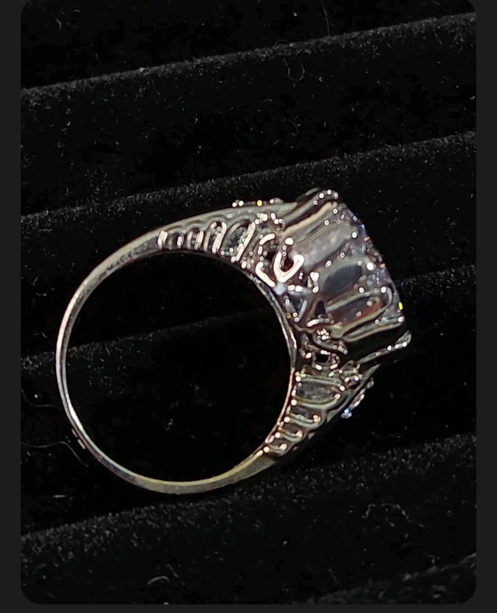 Oddly Darling Vintage silver-tone cocktail ring with a large brilliant-cut stone and intricate filigree side detail.
